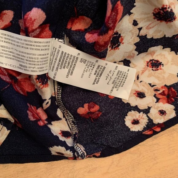 Hollister Sz S Womens Dress Navy Floral sleeveless - Picture 4 of 6